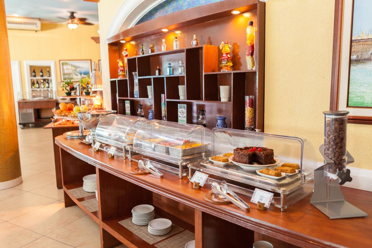 Breakfast At Monaco - Palais Boracay Hotel Manoc-Manoc Buitenkant foto